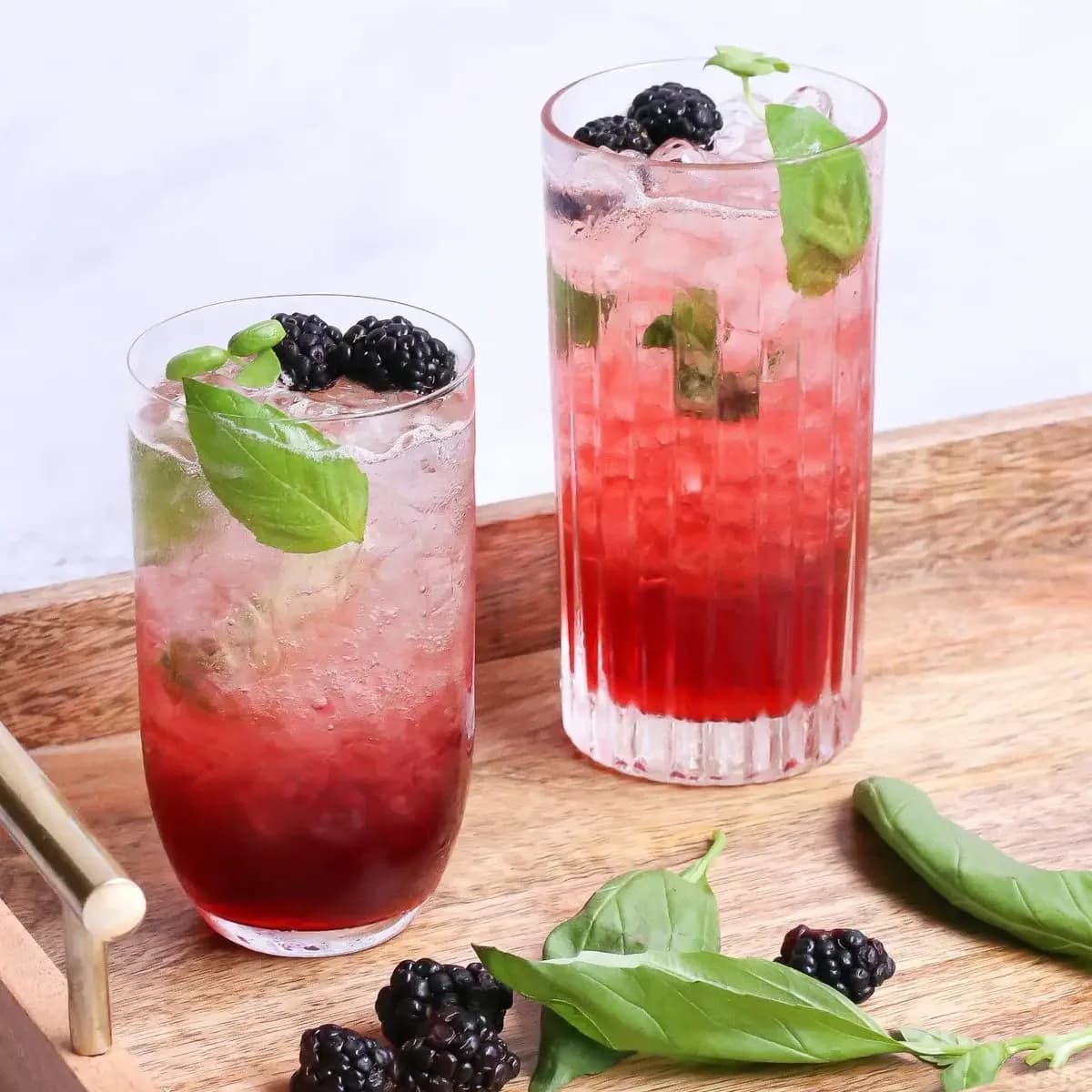 Mini-Eiswürfelform mit 160 Fächern