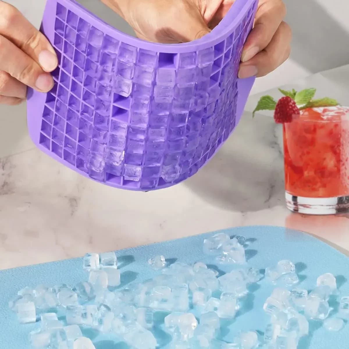 Mini-Eiswürfelform mit 160 Fächern